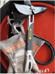 Paratech Biel Tool İtfaiyeci Baltası